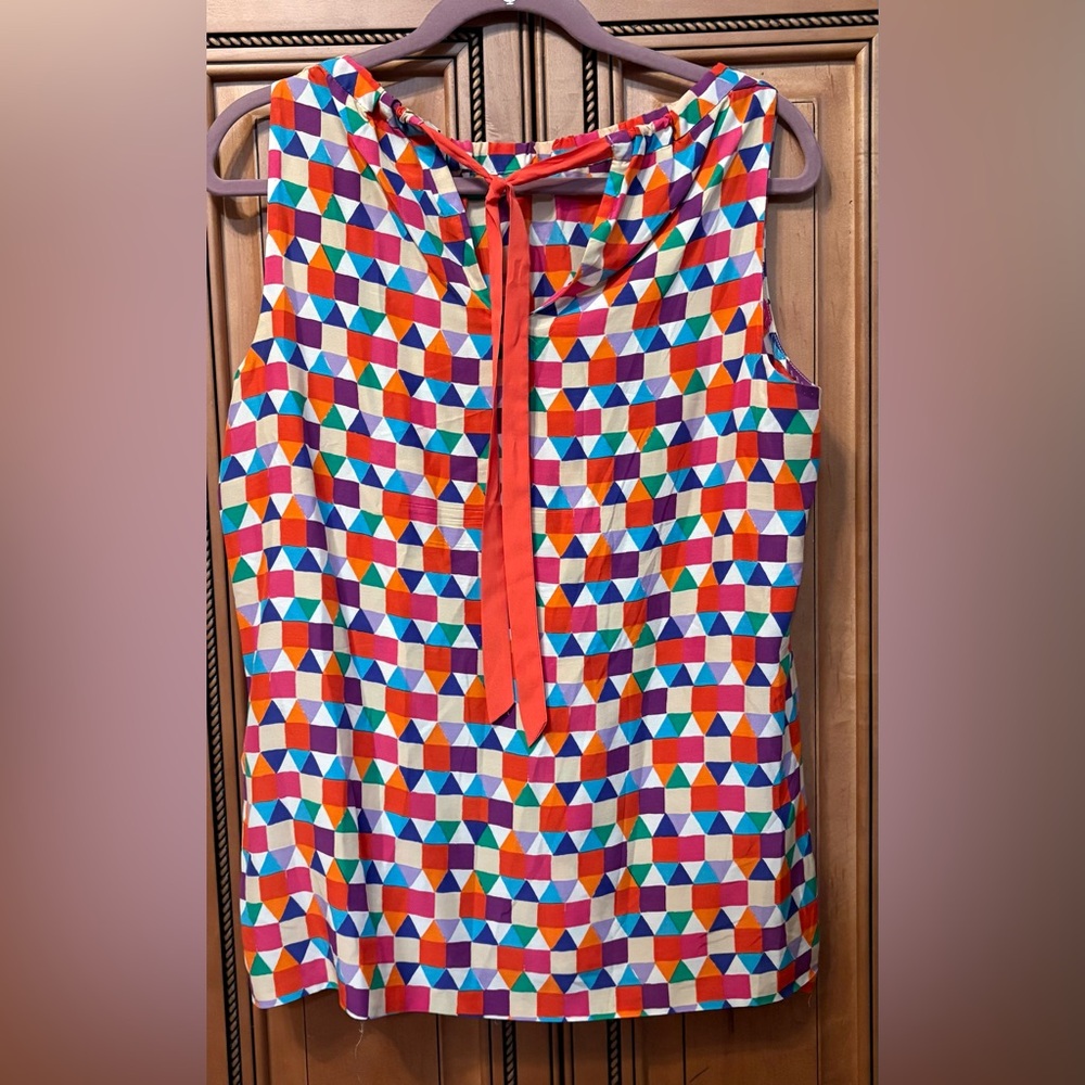 Kate Spade New York “Selena" geometric print silk sleeveless blouse. Medium - Picture 2 of 4